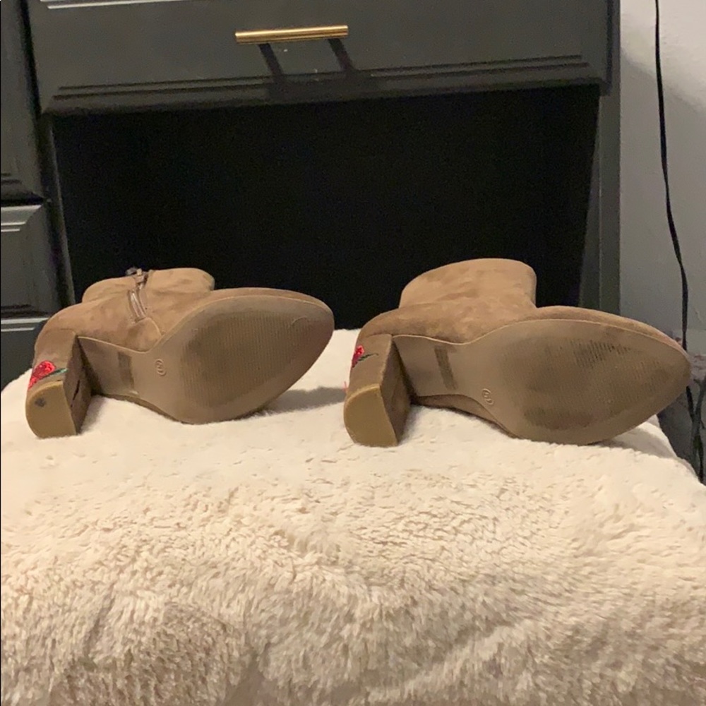 Booties - Picture 5 of 5